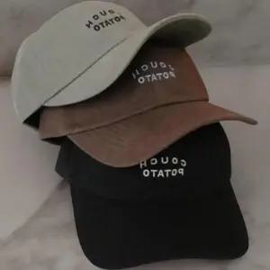 [다잇템]남녀공용 클래식 크로쉐 필기체 스타일 모자_P414600818