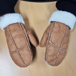 겨울 방한 스타일리쉬 무스탕 장갑 안감 퍼 두툼한 방풍 패션 캐주얼 부드러운 가죽