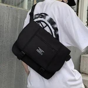 [하프클럽/]해외여행크로스백 메쉬 캐주얼룩 메신저백 포켓 빅크로스백 남