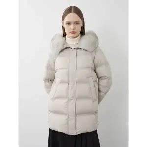 갤러리아 올리비아로렌 뉴 퀼팅 구스다운 폭스퍼 점퍼 VVCKD3WA361