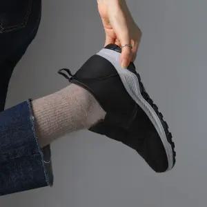 털러닝화 방한화 2color 겨울신발 털신 패딩슈즈 방한화 패딩슈즈 패딩방한화 겨울신발