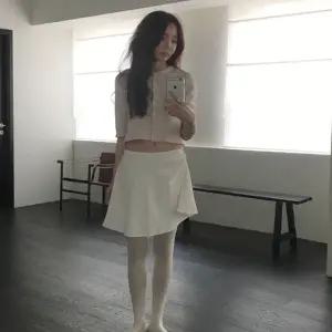 [메이비베이비] [Dearest] Soni Skirt (밀크)