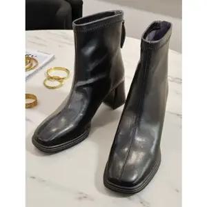 [갤러리아] [센터시티] 고세 가보시 7CM 스판 삭스 앵클부츠 OZA5F057 블랙