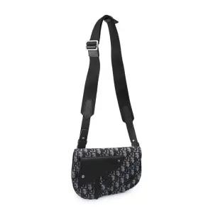 [중고명품] 블랙 오블리크 새들 파우치 스트랩 크로스백