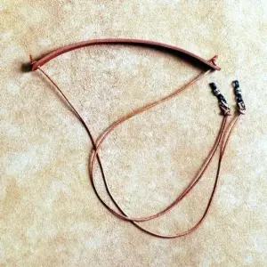 통가죽에 교체형 안경줄 묶어만든 소가죽을 브라운 에