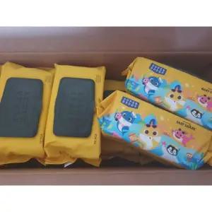 NEW 핑크퐁x슈퍼대디 70g 아기상어에디션 옐로우 아기물티슈 70매 10팩