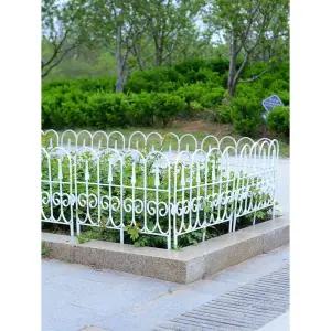 전원주택 유럽식 화단울타리 장식 전원주택우체통