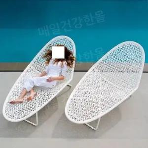 야외 썬베드 비치 호텔 수영장 의자 가구 라운지 안락의자 해변 등나무