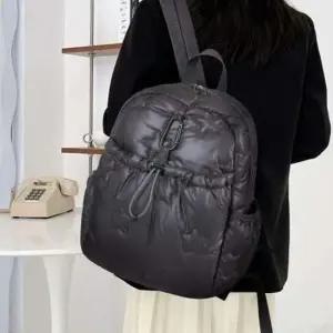 엠모 여성 디테일 구성 별 무늬 포인트 빵빵 캐주얼