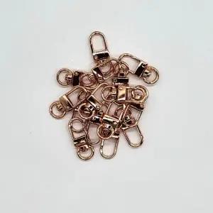 D자형 키링 로즈골드 WFFFWSD