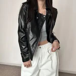 유광 슬림핏 크롭자켓 레더 라이더자켓 슬림핏자켓 여자자켓