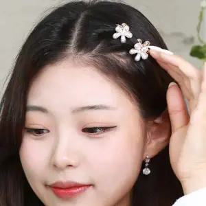 [골드스마일]신부집게핀 진주 박혀있는 정장 오피스룩 헤어코디핀