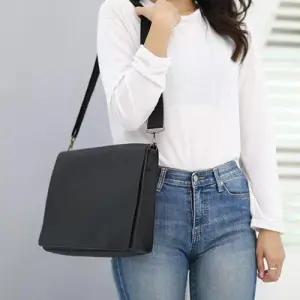 여행용가방 남자크로스백 가죽가방 메신저백 여자 WFIL6JS