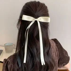 새틴 리본 포인트 머리핀 발레코어 헤어핀 키치 왕리본핀