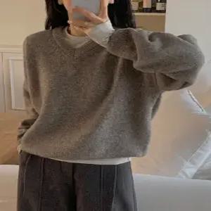 울 플럼드 루즈핏 브이넥 니트 (9color)