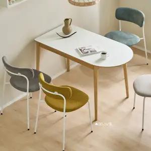 아이앤 하네스 HPM 1200 4인 반원 테이블 FU