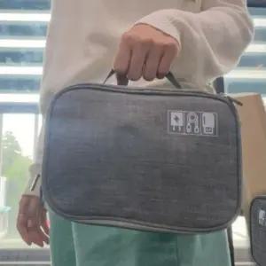 손잡이파우치 대용량 2단 전자기기 파우치 그레이여행용품 세면백 워시백 세면가방 여행용 이너백 목욕 실