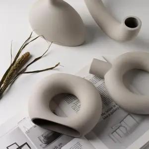 세련된 디자인 인테리어 화병 꽃병 선물용 소품집꾸미기 꽃장식 프레임 모던 들이 실내 홈데코 와이어 감성