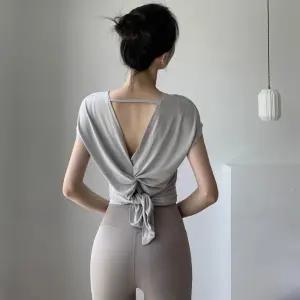 휴앤핏 여성 백슬릿 요가 필라테스 상의 탑 캡소매트레이닝세트 필라테스옷 스포츠브라 트레이닝복 여자운