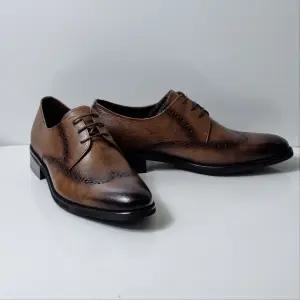 [탠디]남성 클래식 펀칭라인 데일리 정장구두 320048V2