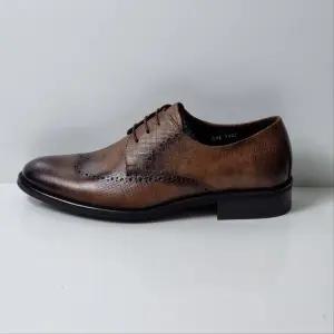 [탠디]남성 클래식 펀칭라인 데일리 정장구두 320048VT9