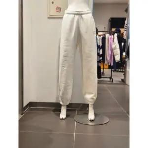 [클라이드앤](김해점)[클라이드] 여성 바스키아 조거트레이닝 기모팬츠 FODPT982F