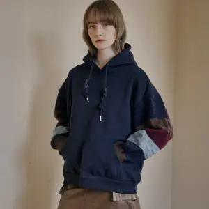 [MAXZA] 엠보 니트 소매 배색 후드 티셔츠(밍크안감)