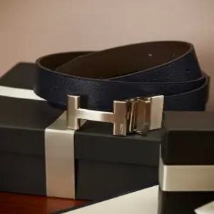 헤지스 액세서리 남성 24FW [스테디셀러] 네이비/브라운 양면 소가죽 버클 자동벨트 WUBE4F400N2