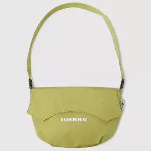 엄브로 RAVE 레이브 메탈 미니백 UP323CBG72 MOS