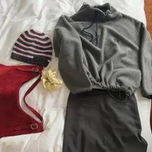 [메이비베이비] [Dearest] Hoda Fleece Pullover (다크그레이)