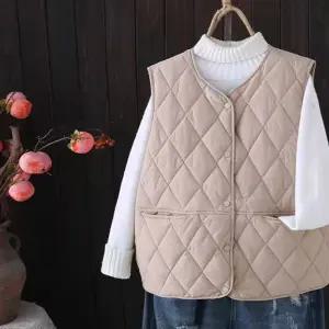 여성 경량패딩 조끼/사무실/사무직/회사/실내/겨울/경량/패딩/베스트/방한/반팔/누빔/쪼끼/초경량/패팅