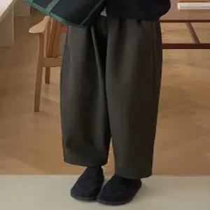 벨리 포켓 와이드 배기핏 밴딩 팬츠 (2color) 플리스안감