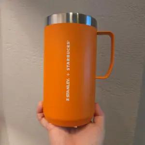 스타벅스 SS 와일드테일 스탠리 캠프 텀블러 710ml 2026 병오년 md 캠프컵