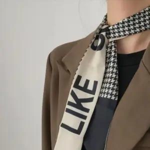 미니 타이 스카프 쁘띠 여성 방도 헤어끈 미니스카프 리본 연출 패턴 머플러 스카프하는법 끈