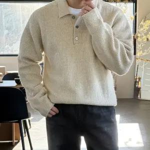 [이룰]브리지 하찌 오버핏 버튼 카라 니트