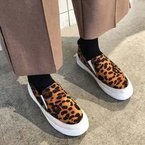청바지 레오파드 운동화 예쁜 데일리 슈즈 여행 신발