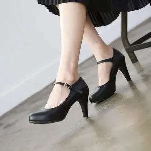 발등스트랩힐 데일리 펌프스 키높이 가보시굽 봄신발 WA3B4B6