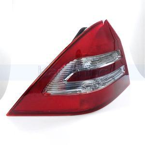 벤츠 C-클래스 W203 2004-2007호환  카밍 리어 범퍼 테일라이트 테일램프 후미등 브레이크등 경고등