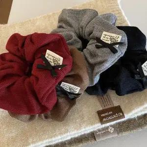 [콩심팥심]니트리본곱창밴드 곱창 머리끈 스크런치 헤어슈슈