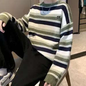 [프로셀러] 남성 니트 배색 라운드넥 오버핏 긴팔 티셔츠 2컬러