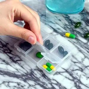 [골드스마일]휴대용 알약 미니 플라스틱 케이스 약 투명 통 여행용