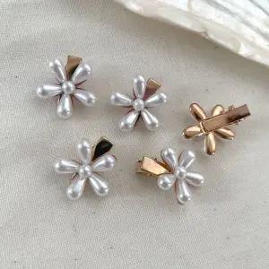 [골드스마일]플라워 진주 집게핀 한송이