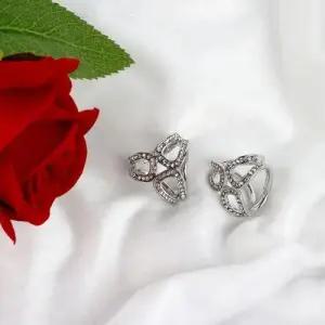 머플러 스카프 고리 큐빅링 실버 WFIQDT6