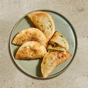 [26년전통 귀빈정] 명물 대구 납작만두 잡채 x 2팩 (팩당460g)