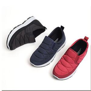 여자 방한 미끄럼방지 초경량 누빔 털 패딩운동화 따뜻한 겨울신발 굽3 발볼9.5