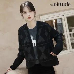 [엔니튜드]25FW 울 자카드 니트코트