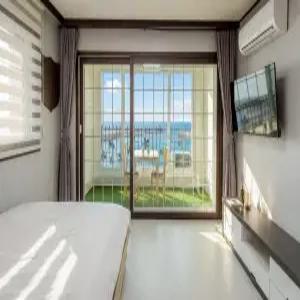 [강원/양양] 양양 아름다운바다 애견동반펜션 (가족/애견/온돌/주차장/바다(바로앞)/오션뷰/해수욕장/커플/일출/일몰/테라스/흡연구역(지정장소))