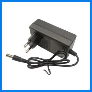 전기 드릴 지능형 전원 어댑터 EU 미국 플러그 변압기용 리튬 배터리 충전기 21V 1A