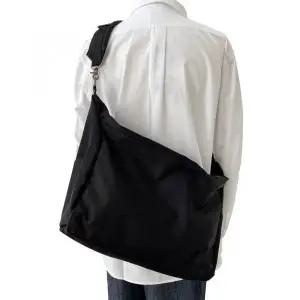 매장정품 BYMOSS 블랙 스노우 메신저백