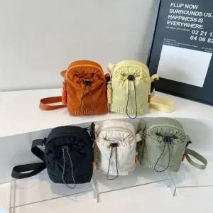 여자 5컬러 나일론 스트링 미니 크로스백 나들이가방 (WFKB3QG)